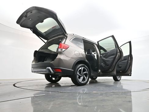 Certified 2024 Subaru Forester Touring w/ POP Package 3 AWD/4WD image 53