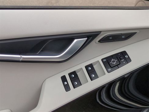 Used 2024 Kia Niro Wave image 23