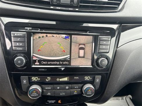 Certified 2022 Nissan Rogue Sport SV w/ Technology Package image 17