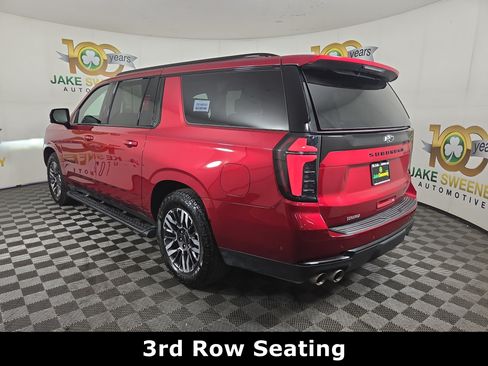 Used 2026 Chevrolet Suburban Z71 w/ Z71 Off-Road Package AWD/4WD image 7