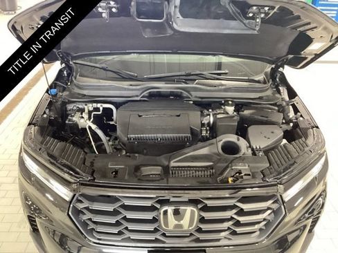 Used 2023 Honda Pilot Sport image 17