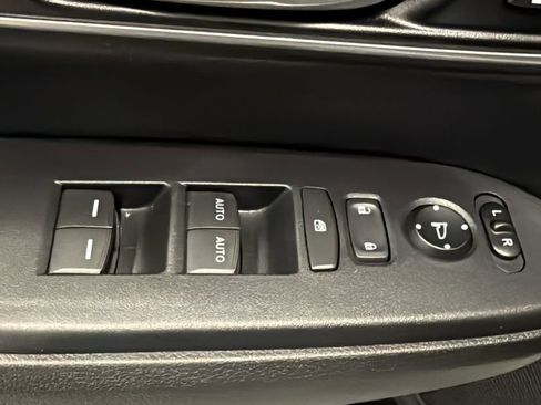 Used 2021 Honda CR-V EX-L image 24