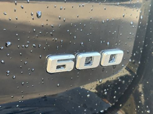 Used 2021 Cadillac Escalade ESV Premium Luxury image 7