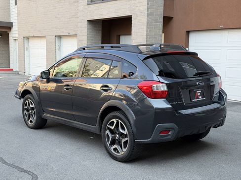 Used 2017 Subaru Crosstrek 2.0i Limited AWD/4WD image 3