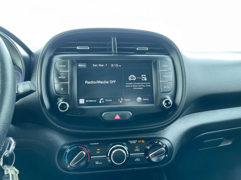 Used 2025 Kia Soul LX w/ LX Technology Package image 17