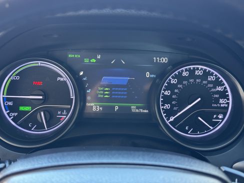 Used 2022 Toyota Camry XSE FWD image 33