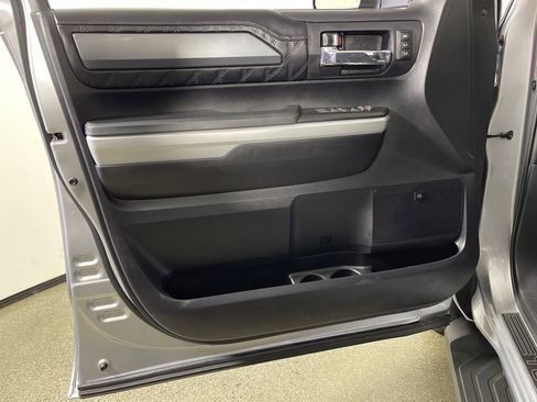 Used 2020 Toyota Tundra Platinum AWD/4WD image 19