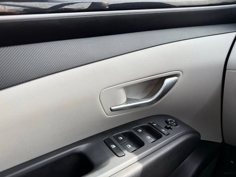 Certified 2024 Hyundai Tucson SEL FWD image 11