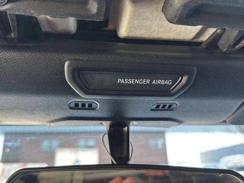 Used 2021 Jeep Gladiator Sport image 20