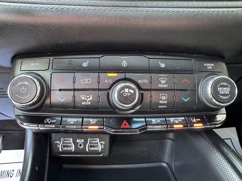 Used 2022 Dodge Durango GT AWD/4WD image 24