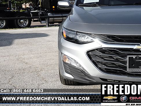 Certified 2025 Chevrolet Malibu LT FWD image 40