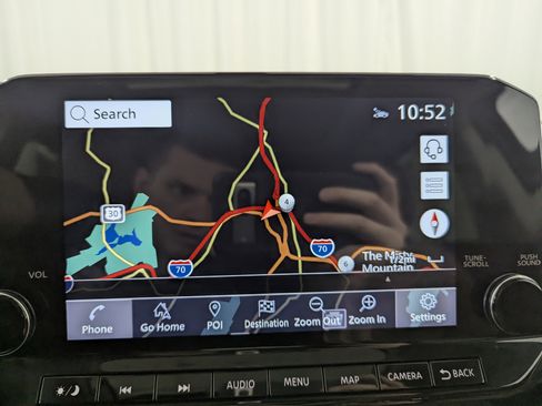 Used 2022 Nissan Pathfinder Platinum AWD/4WD image 30