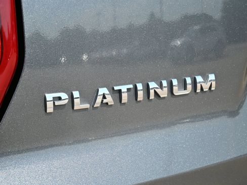 Used 2017 Ford Explorer Platinum AWD/4WD image 22