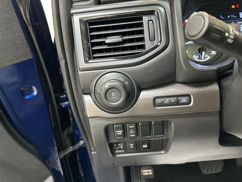 Certified 2024 Nissan Titan PRO-4X w/ Pro-4x Convenience Package image 23