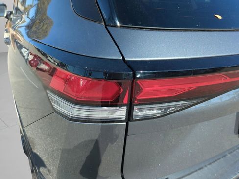 New 2026 Volkswagen Tiguan SE R-Line image 46