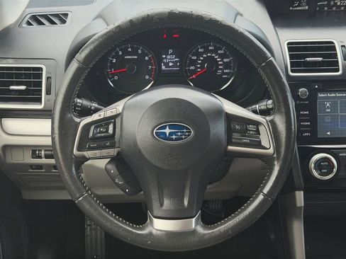 Used 2016 Subaru Forester 2.5i Touring w/ Popular Package #2 AWD/4WD image 19
