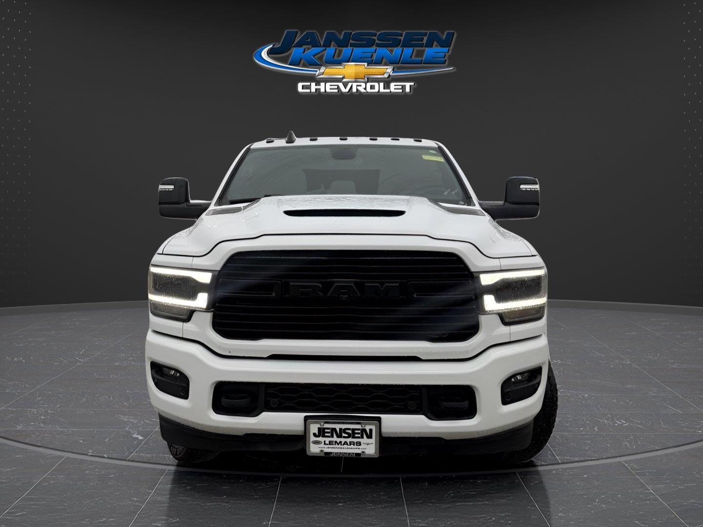 Used 2023 RAM 2500 Laramie w/ Night Edition AWD/4WD image 8