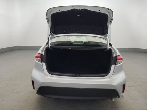 Used 2023 Toyota Corolla LE w/ Carpet Mat Package (TMS) FWD image 29