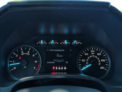 Used 2019 Ford F150 XLT w/ Equipment Group 302A Luxury AWD/4WD image 13