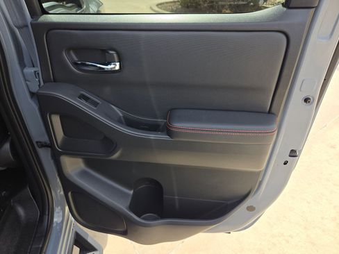 Used 2024 Nissan Frontier Pro-X w/ Pro Premium Package image 28