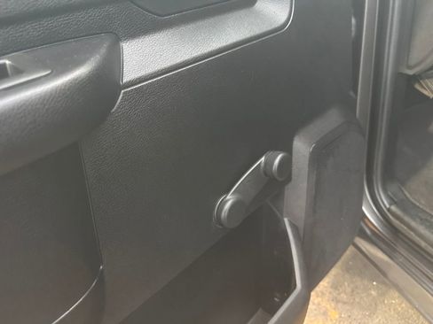 Used 2017 RAM 1500 Express image 11