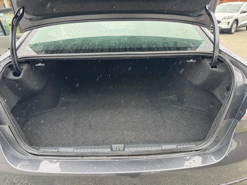 Used 2024 Subaru Legacy Premium AWD/4WD image 10
