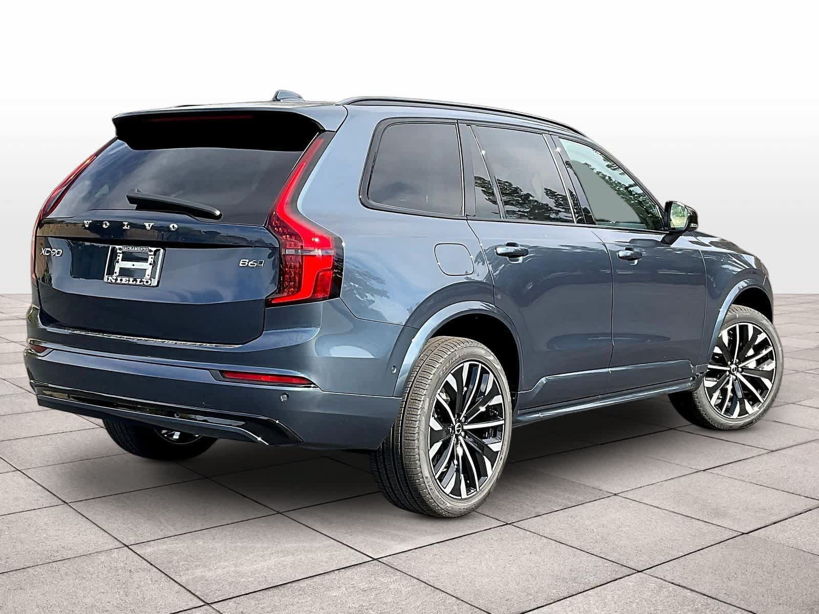 New 2026 Volvo XC90 B6 Ultra w/ Protection Package AWD/4WD image 4