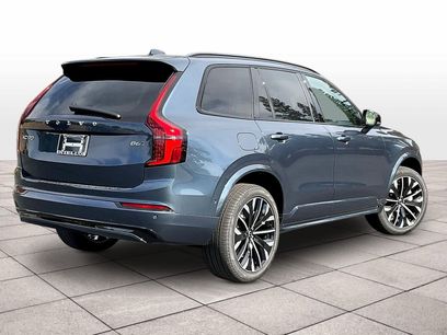 New 2026 Volvo XC90 B6 Ultra w/ Protection Package