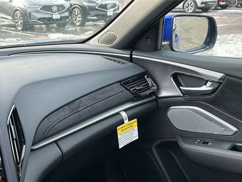 Used 2025 Acura RDX A-Spec image 18