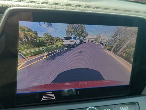 Used 2020 Chevrolet Blazer LT FWD image 26