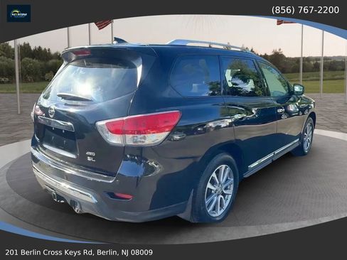 Used 2015 Nissan Pathfinder SL w/ SL Premium Package image 4