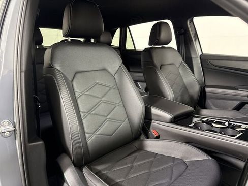 New 2026 Volkswagen Atlas Cross Sport SE AWD/4WD image 14