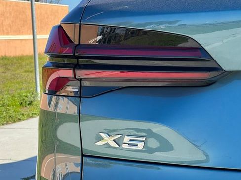 Used 2024 BMW X5 xDrive50e w/ Premium Package image 35