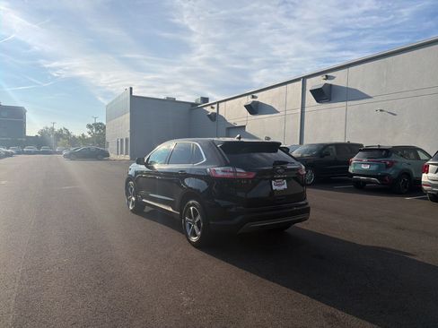 Used 2022 Ford Edge SEL w/ Convenience Package AWD/4WD image 9