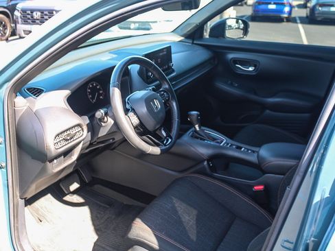 Used 2024 Honda HR-V Sport image 19