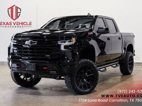 Used 2026 Chevrolet Silverado 1500 LT Trail Boss w/ Convenience Package II image 1