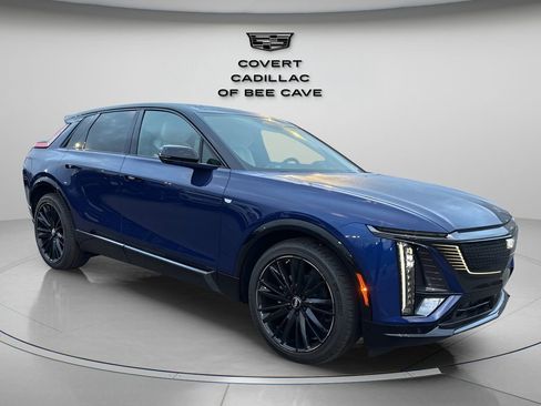 New 2025 Cadillac Lyriq Sport image 2