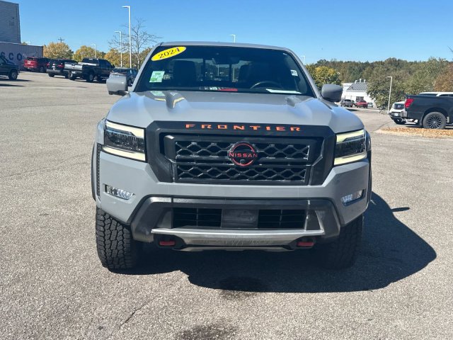 Used 2024 Nissan Frontier PRO-4X w/ Pro Premium Package AWD/4WD image 10