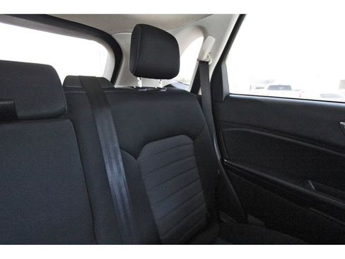 Used 2022 Ford Edge SE w/ Black Appearance Package AWD/4WD image 13