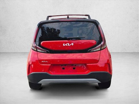 Used 2024 Kia Soul LX FWD image 7