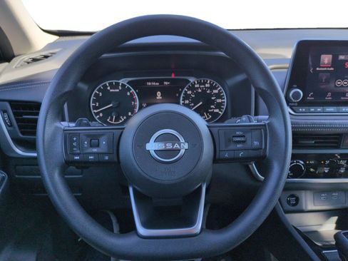 Used 2024 Nissan Rogue S AWD/4WD image 16