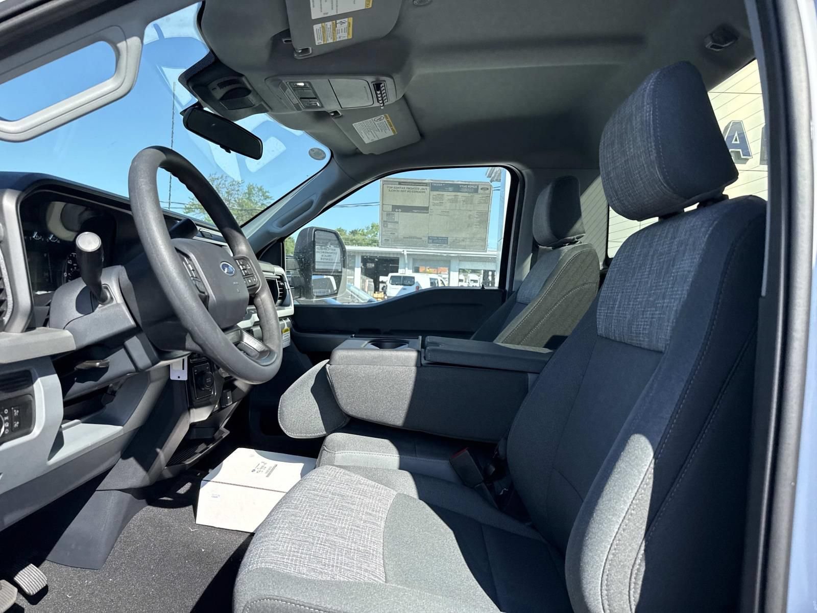 New 2026 Ford F550 4x4 Regular Cab Super Duty w/ XLT Value Package image 10