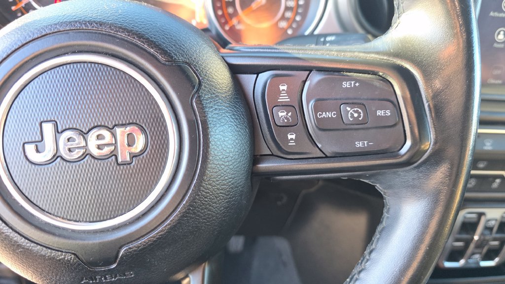 Used 2021 Jeep Wrangler Unlimited Sport AWD/4WD image 15