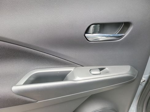 Used 2024 Nissan Kicks SV w/ Interior Electronics Package FWD image 25