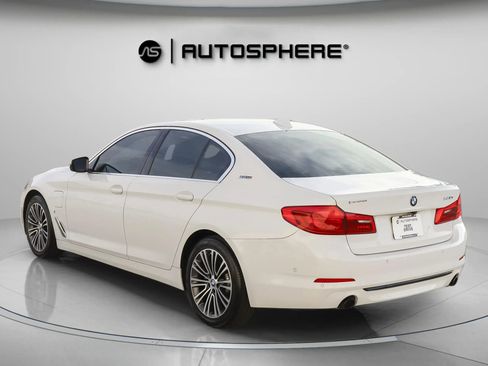 Used 2019 BMW 530e image 7