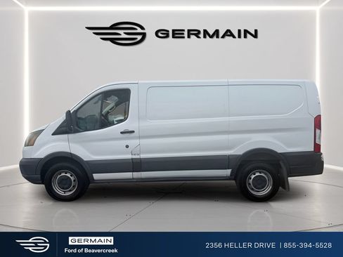 Used 2015 Ford Transit 250 130 Low Roof RWD image 5