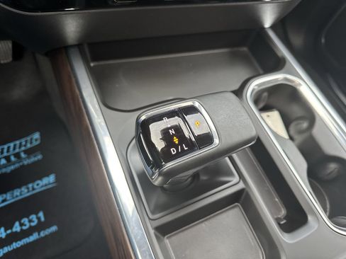 Certified 2023 GMC Sierra 1500 SLT w/ SLT Premium Package image 16