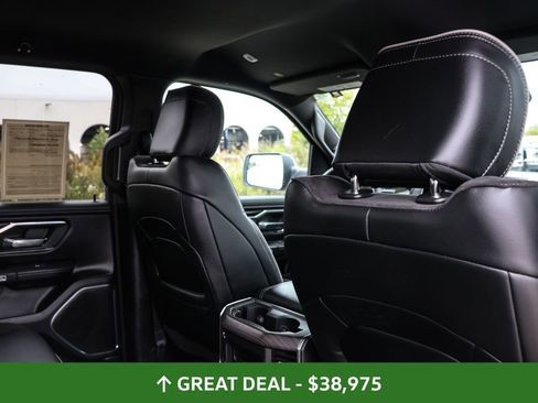 Used 2025 RAM 1500 Laramie image 25