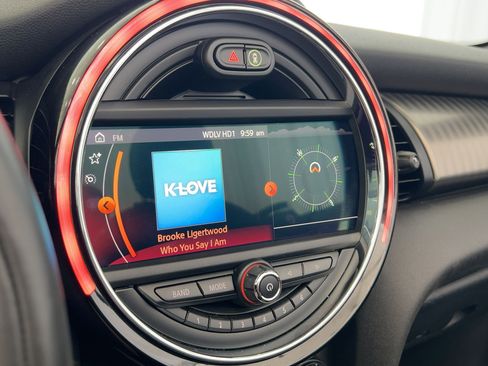 Used 2019 MINI Cooper S w/ Driver Assistance Package image 22