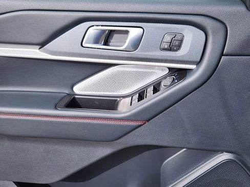 New 2026 Ford Explorer ST image 9